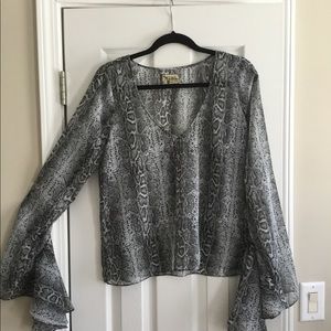 Show Me Your MuMu top size Large